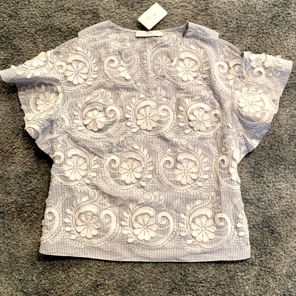 ALICE & TRIXIE  NTW Novelty Blouse
